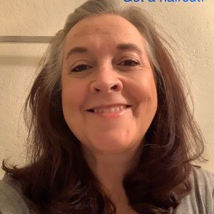 Meet your Posher, Rebecca